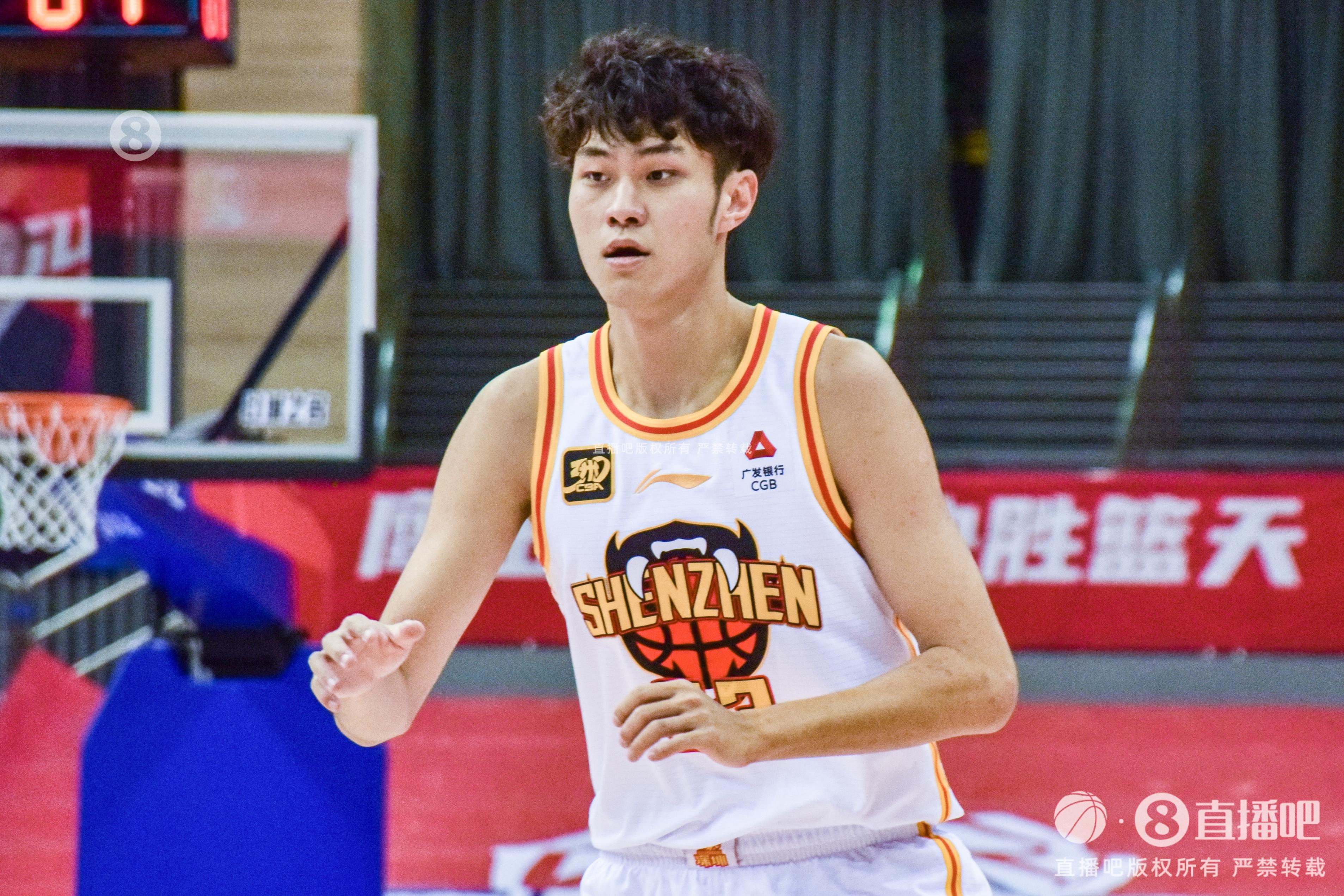 表現(xiàn)出色！王浩然14中7拿到20分3板6助2斷 正負(fù)值+30